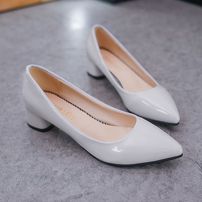 Wiosenne szpiczaste damskie buty na wysokim obcasie 4 cm ze skórzaną cholewką Business Office